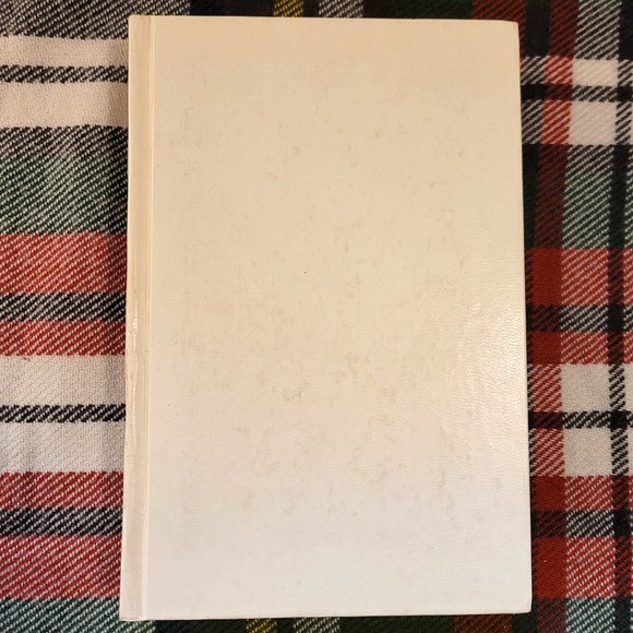 Heinlein 2-BOOK BUNDLE: Stranger In A Strange Land + A Heinlein Trio, hardcovers - Picture 9 of 14